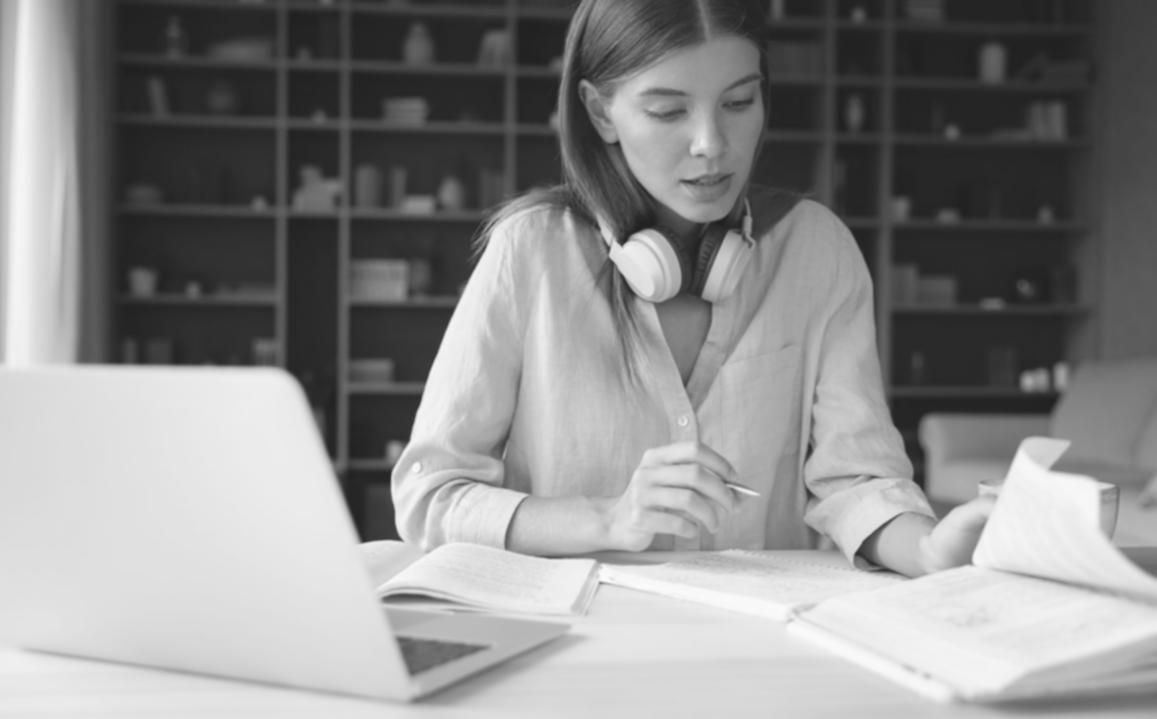 Specjaliści qureleo podczas webinaru o planowaniu budżetu
